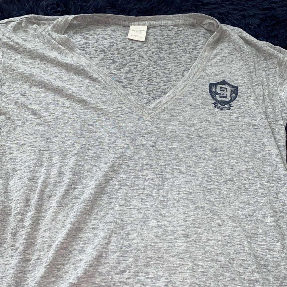 Abercrombie & fitch grey burnout v neck